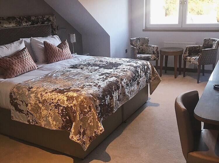 غرفة قياسية لذوى الاحتياجات الخاصة, Seamill House