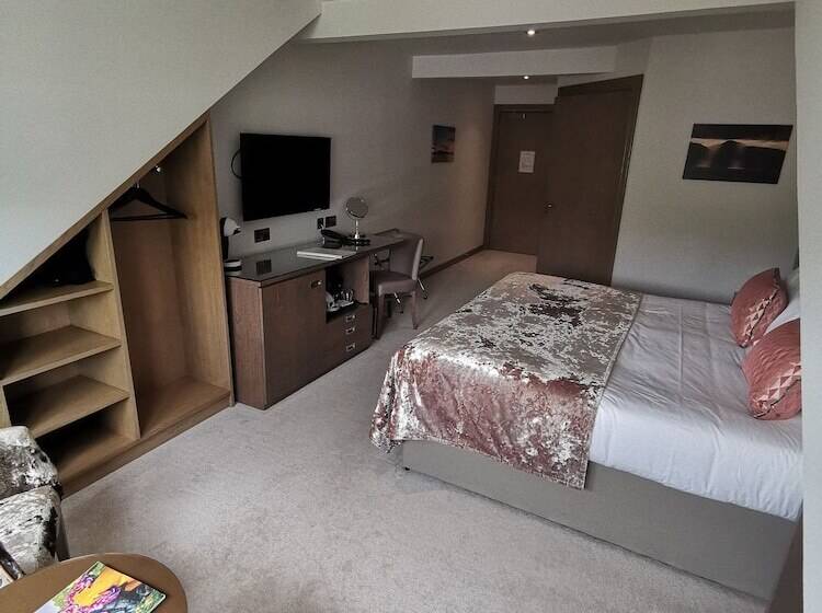 غرفة قياسية لذوى الاحتياجات الخاصة, Seamill House