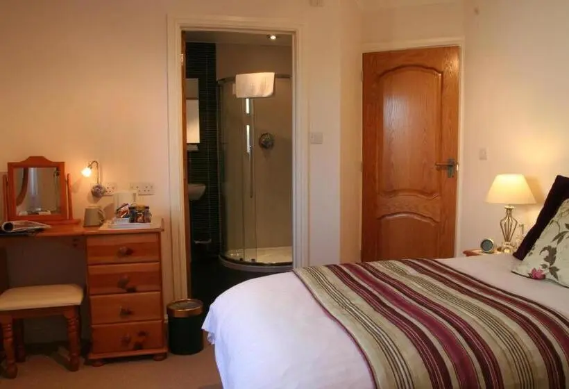 スーペリアールーム, Mandeley Guest House