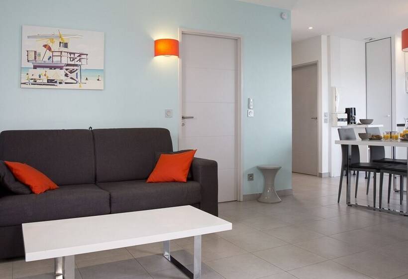 带有一个卧室和海景的高级公寓, Résidence Coté Mer