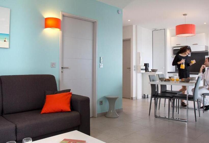 带有一个卧室和海景的高级公寓, Résidence Coté Mer