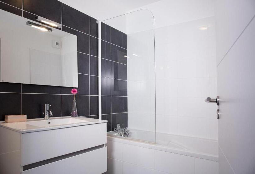 带2个卧室带海景的公寓, Résidence Coté Mer