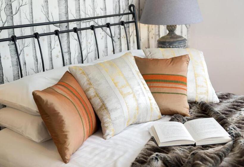 غرفة قياسية, The Traveller S Rest