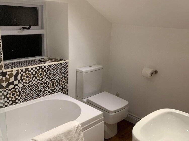 Номер Deluxe, The Wheatsheaf Inn