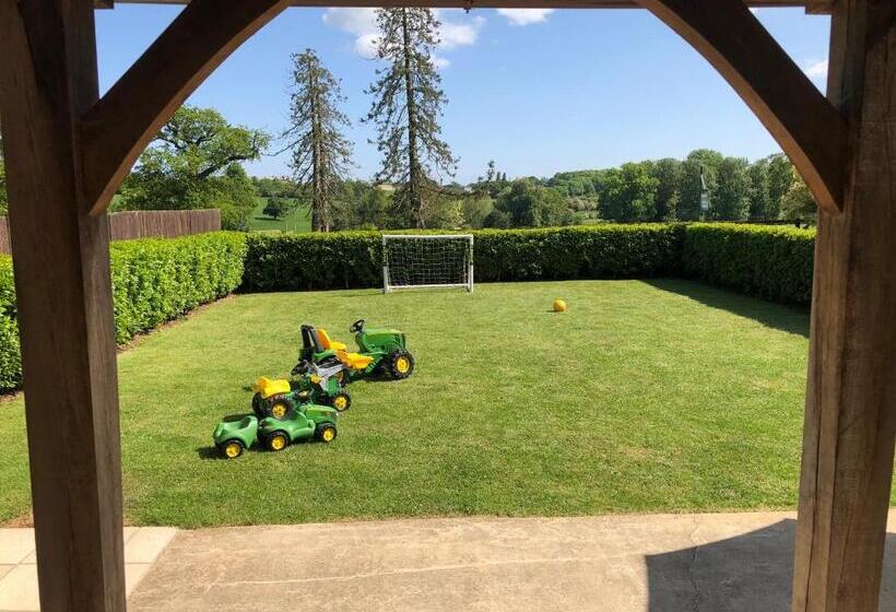 בית, חדר שינה 1, Moo Cow Cottage Self Catering