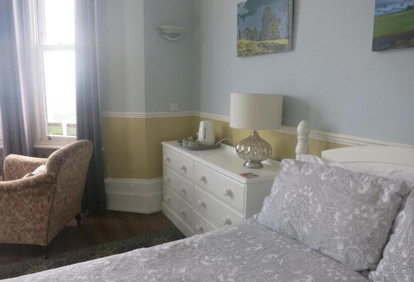 غرفة سوبيريور مطلّة علي البحر, Marine View Guest House