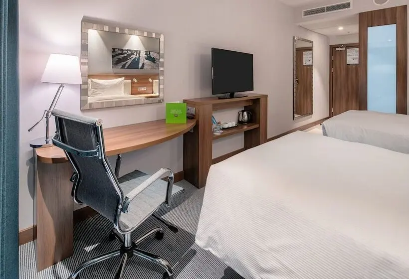 اتاق استاندارد, Hampton By Hilton Warsaw Mokotow