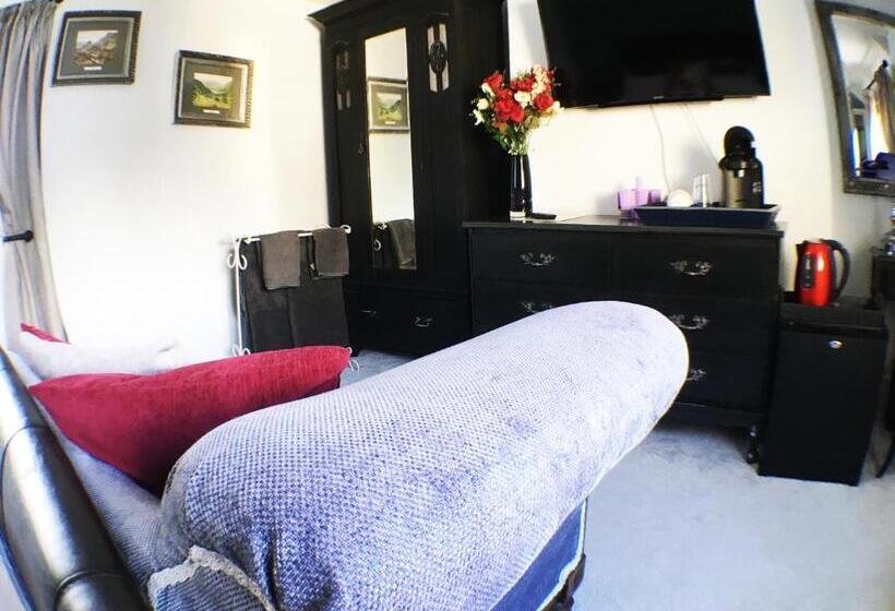 Family Suite, Hillside Bed And Breakfast
