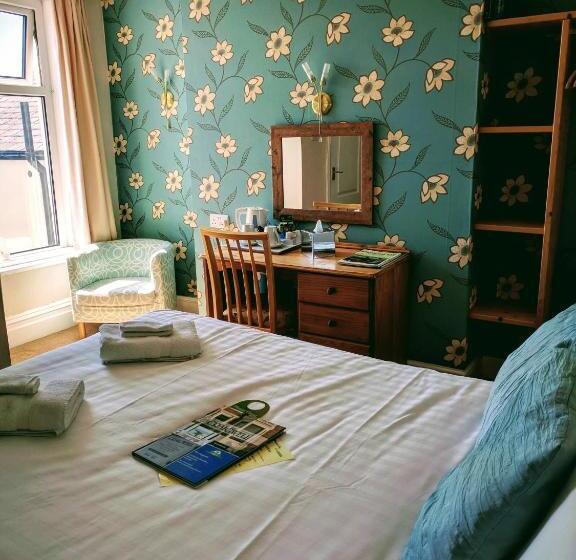 수피리어 룸, Craigwell