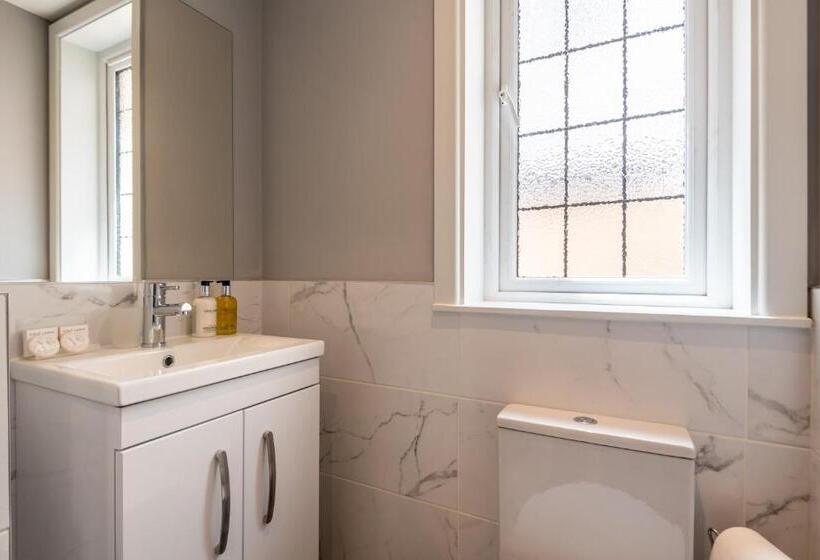 スイート（家族用）, The Cransley By Grandeur Property