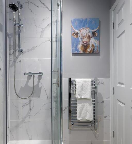 キングサイドベッドのスタンダードワンルーム, The Cransley By Grandeur Property