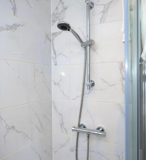 キングサイドベッドのスタンダードワンルーム, The Cransley By Grandeur Property