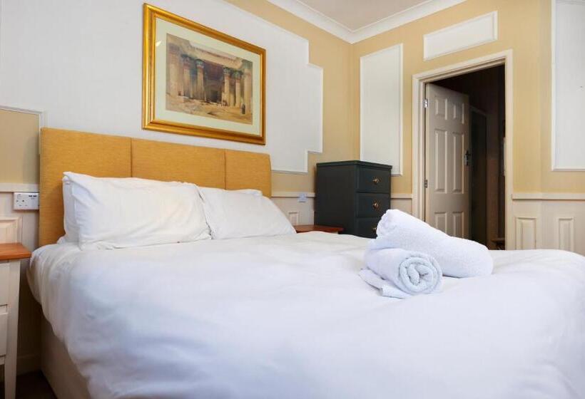 キングサイズベッドのスタンダードルーム, The Cransley By Grandeur Property