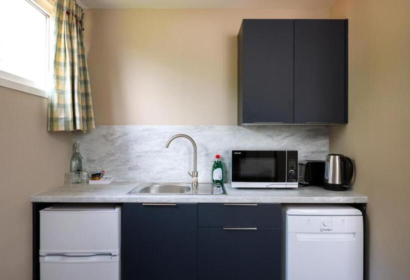 デラックススイート, The Cransley By Grandeur Property