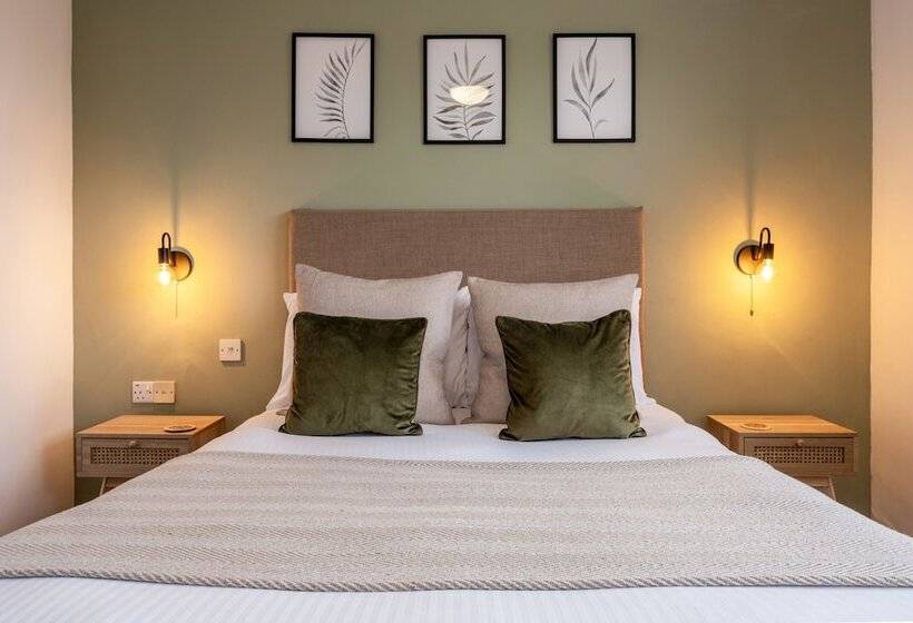 غرفة قياسية, Inn For All Seasons