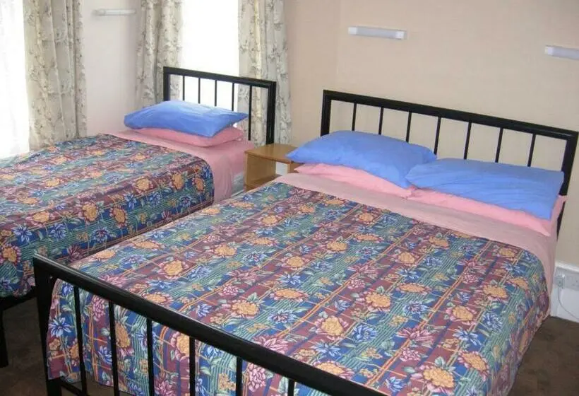 スタンダードトリプルルーム, Longfield Guest House