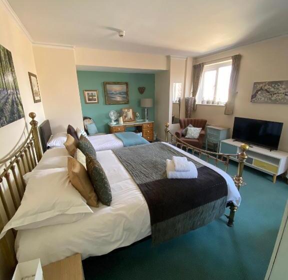 스탠다드 룸 킹사이즈 침대, Mariners