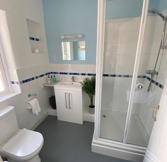 스탠다드 룸 킹사이즈 침대, Mariners