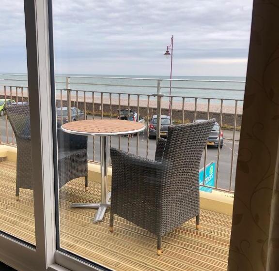 침실 1개 발코니 아파트, Mariners