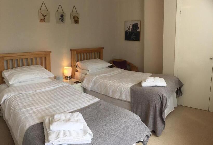 Standardrum, Stables Guest House