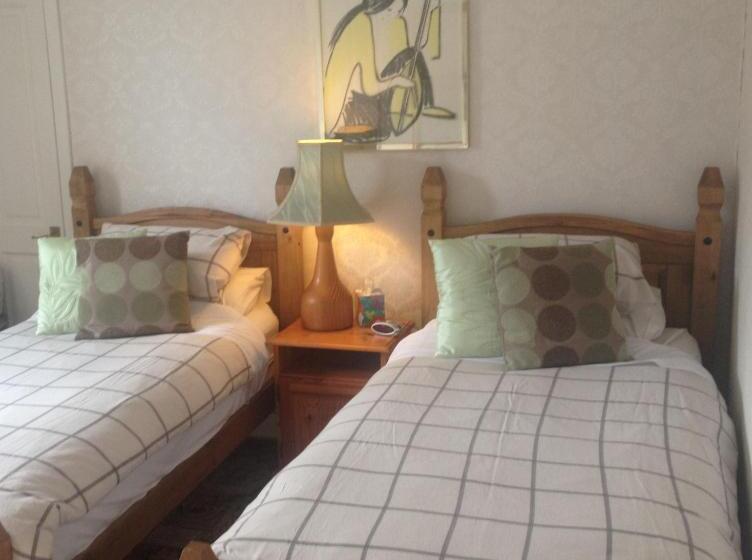 اتاق استاندارد, Tanglin Guest House