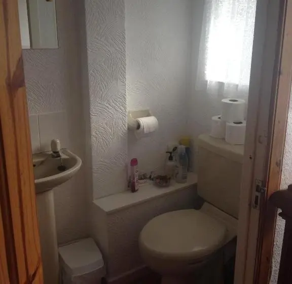 اتاق استاندارد یک تخته با سرویس بهداشتی مشترک, Tanglin Guest House