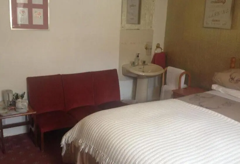 اتاق اکونومی, Tanglin Guest House