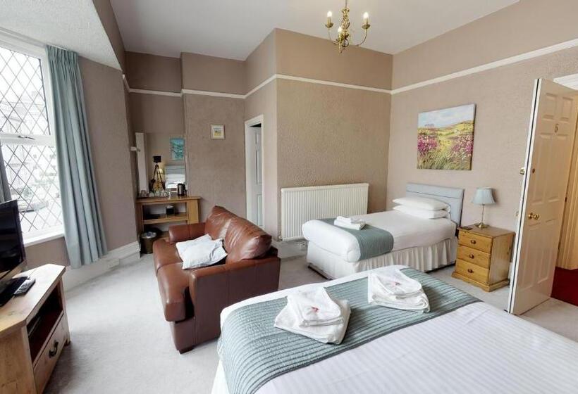 Family Suite, The Tudor Guest House