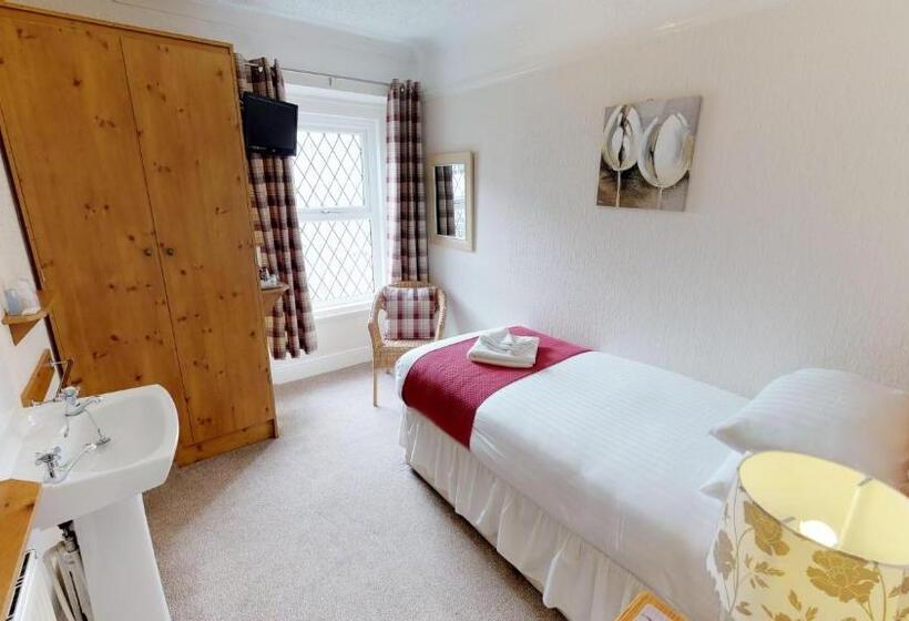 اتاق عادی یک تخته, The Tudor Guest House