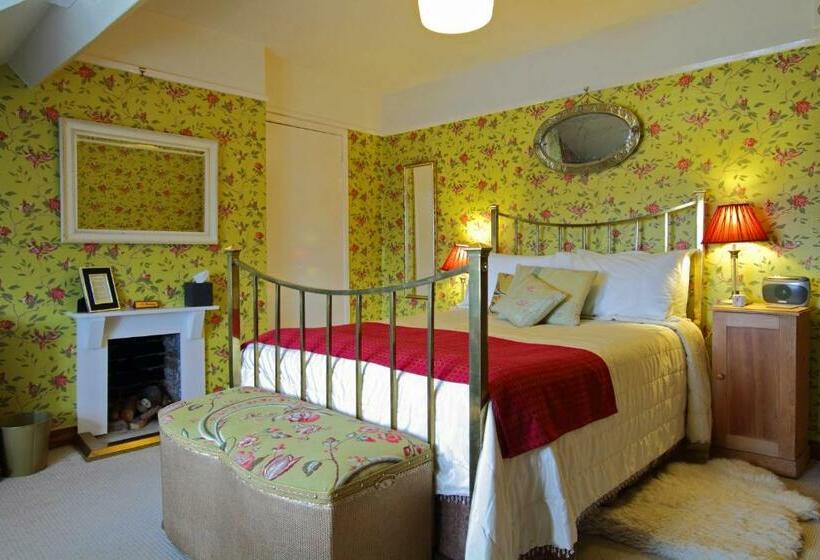 デラックスルーム, Victoria House