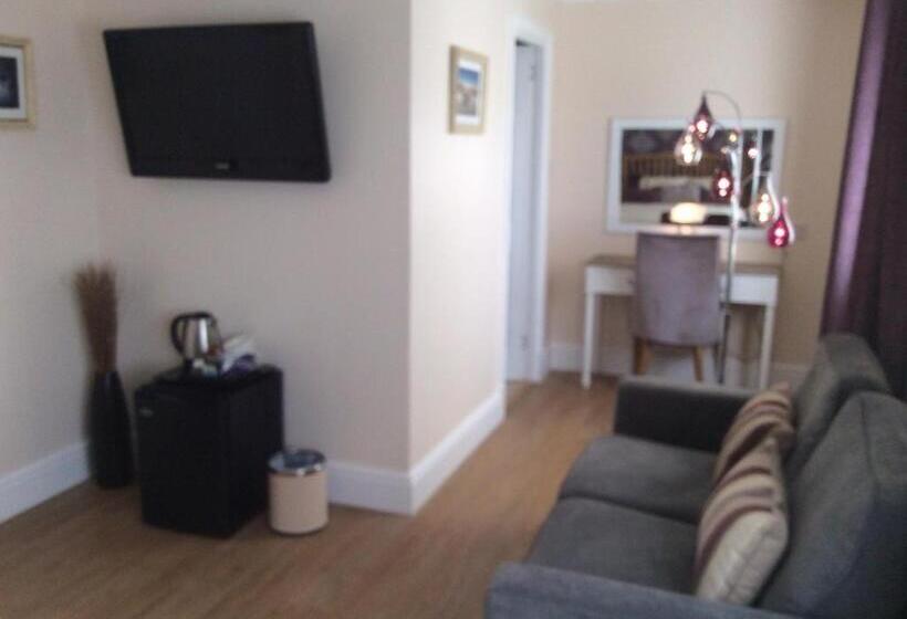 اتاق لوکس با تخت بزرگ, Woodside Guest House