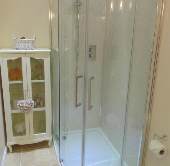 חדר דחוקס עם מיטת קינג, Woodside Guest House