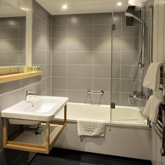 Номер Deluxe, Ring Of Bells