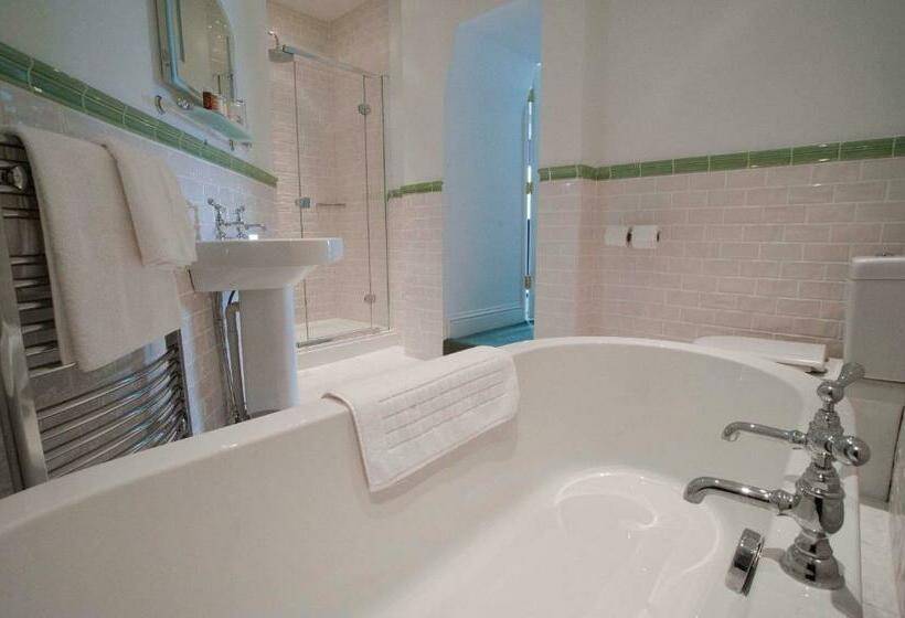 Номер Superior, The Cleveland Tontine