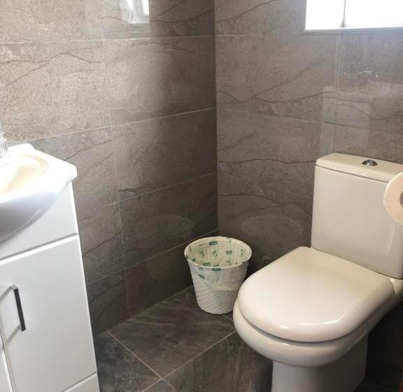 스탠다드 트리플 룸, Lyttleton Lodge