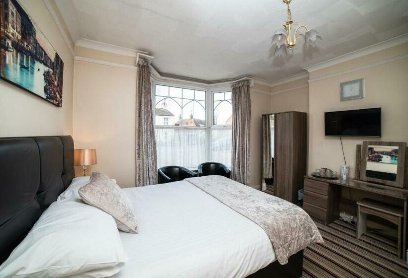 Номер Стандарт, The Causeway Guest House