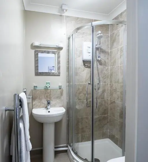 スーペリアファミリールーム, The Causeway Guest House