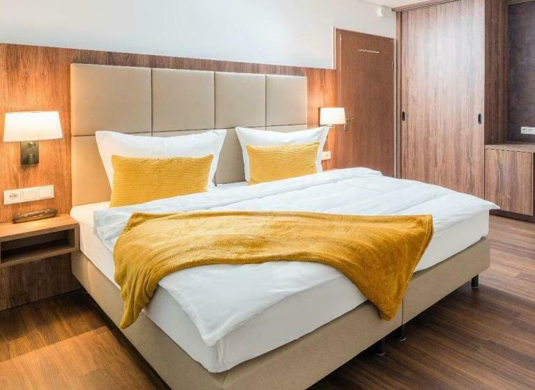 Quarto Estandar, Lorenz