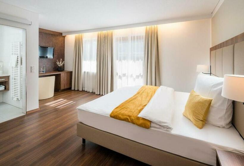 Quarto Estandar Individual com Sacada, Lorenz