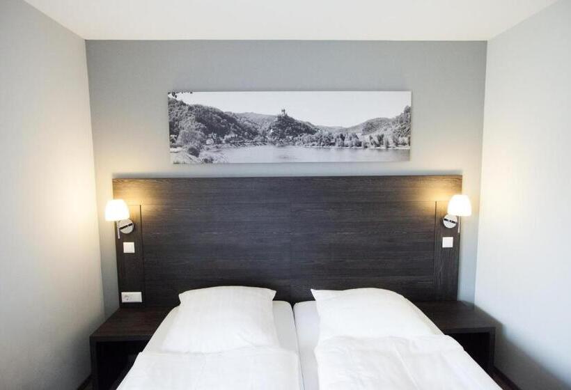 Номер Стандарт Вид на Реку, Aparthotel Cochem