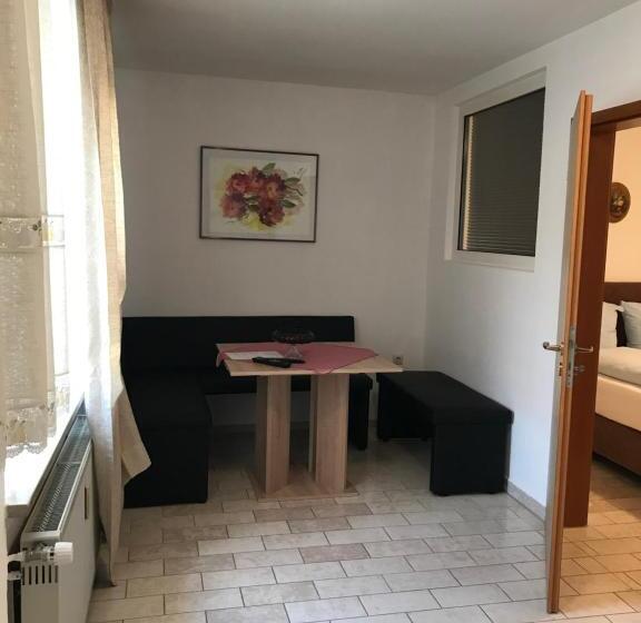 Апартаменты 1 Спальня с Балконом, Stadt Apartment