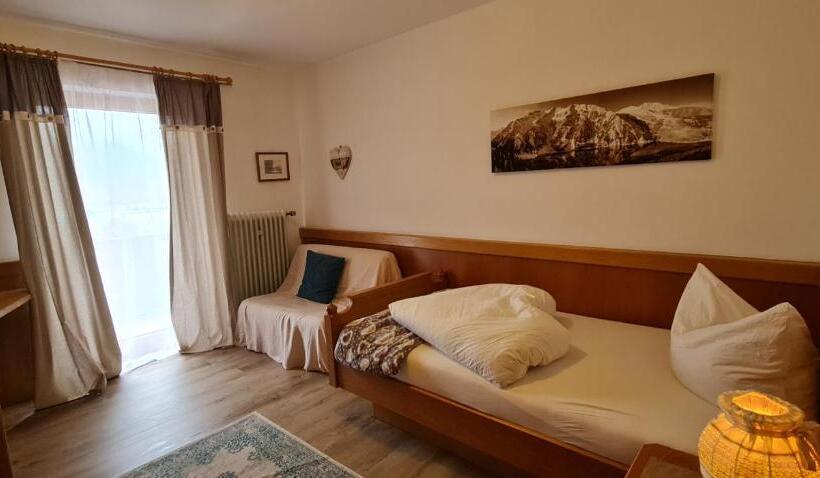 バルコニー付きシングルスタンダードルーム, Alpenlandhaus