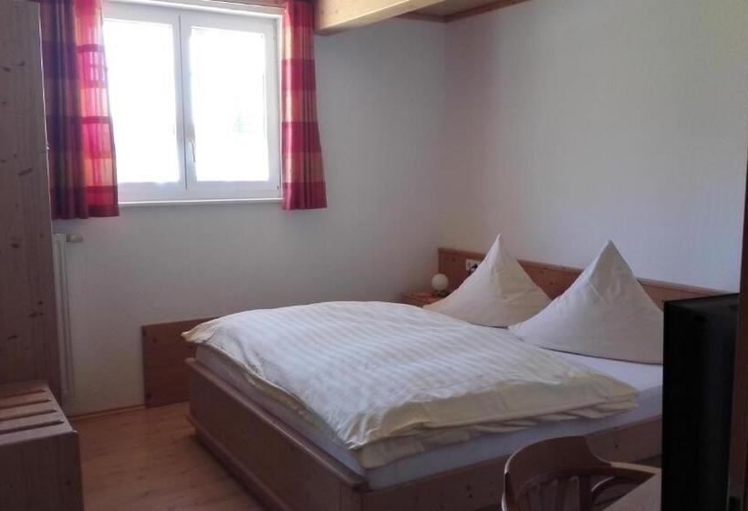 Quarto standart com varanda, Pension Forsthaus Täle