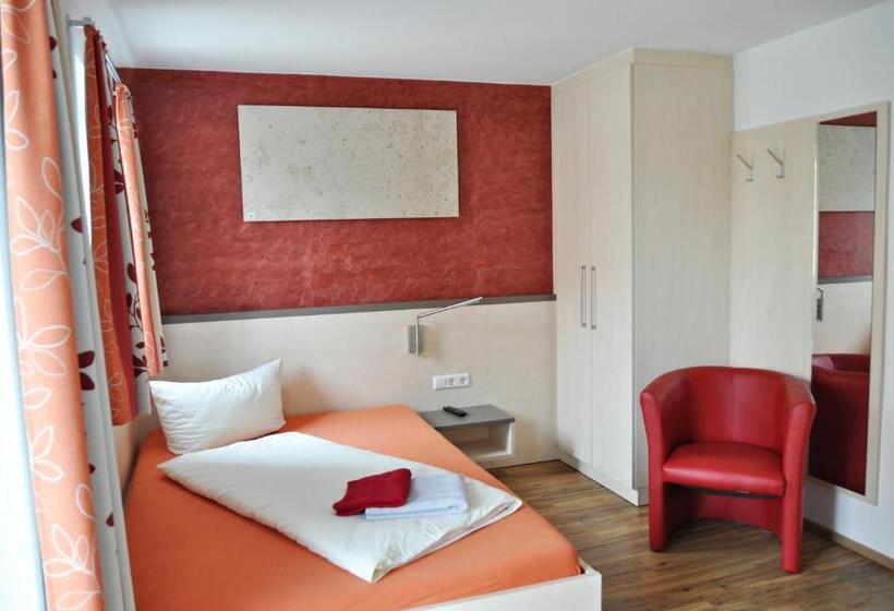 Номер Стандарт Индивидуальный с Балконом, Goldener Schlüssel Mit Gästehaus Sina