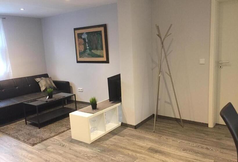 إستوديو قياسى, Engels Hof