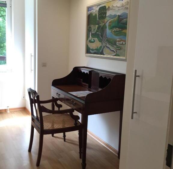 شقة ديلوكس غرفتين نوم, Engels Hof