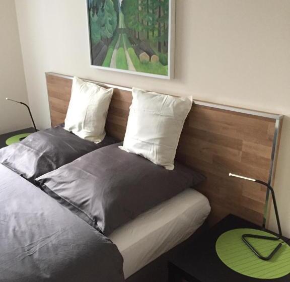 جناح, Engels Hof