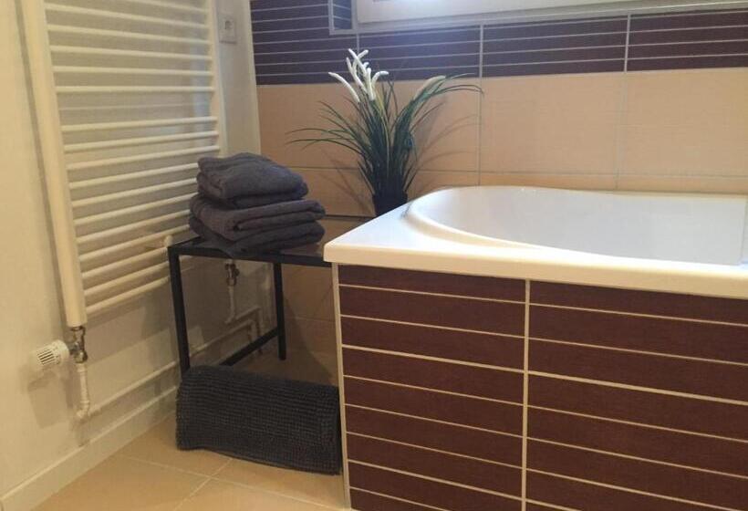 إستوديو قياسى, Engels Hof