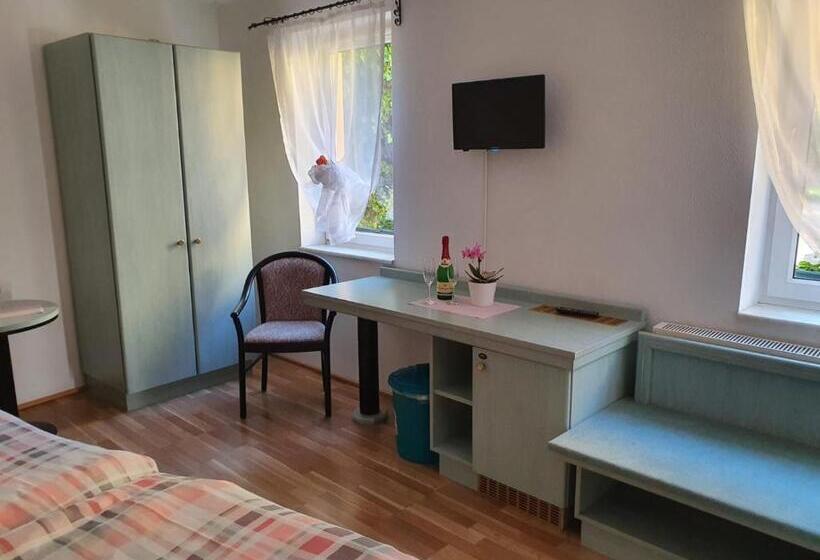 غرفة إقتصادية, Gasthof Zum Amboss