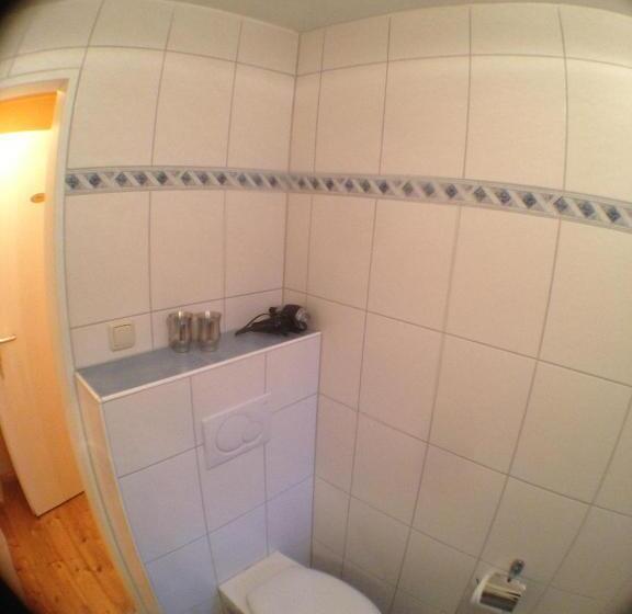 Номер Стандарт, Gästehaus Burg Molbach